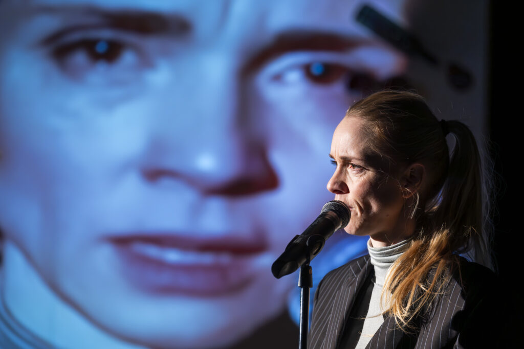 Theater Ansbach
„Prima Facie“ ein Theaterstück
von Suzie Miller
Darstellerin Sophie Weikert
Foto: André De Geare - Fotografie