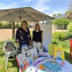 Christine Schwab und Eva Groß an unserem Infostand in Rügland